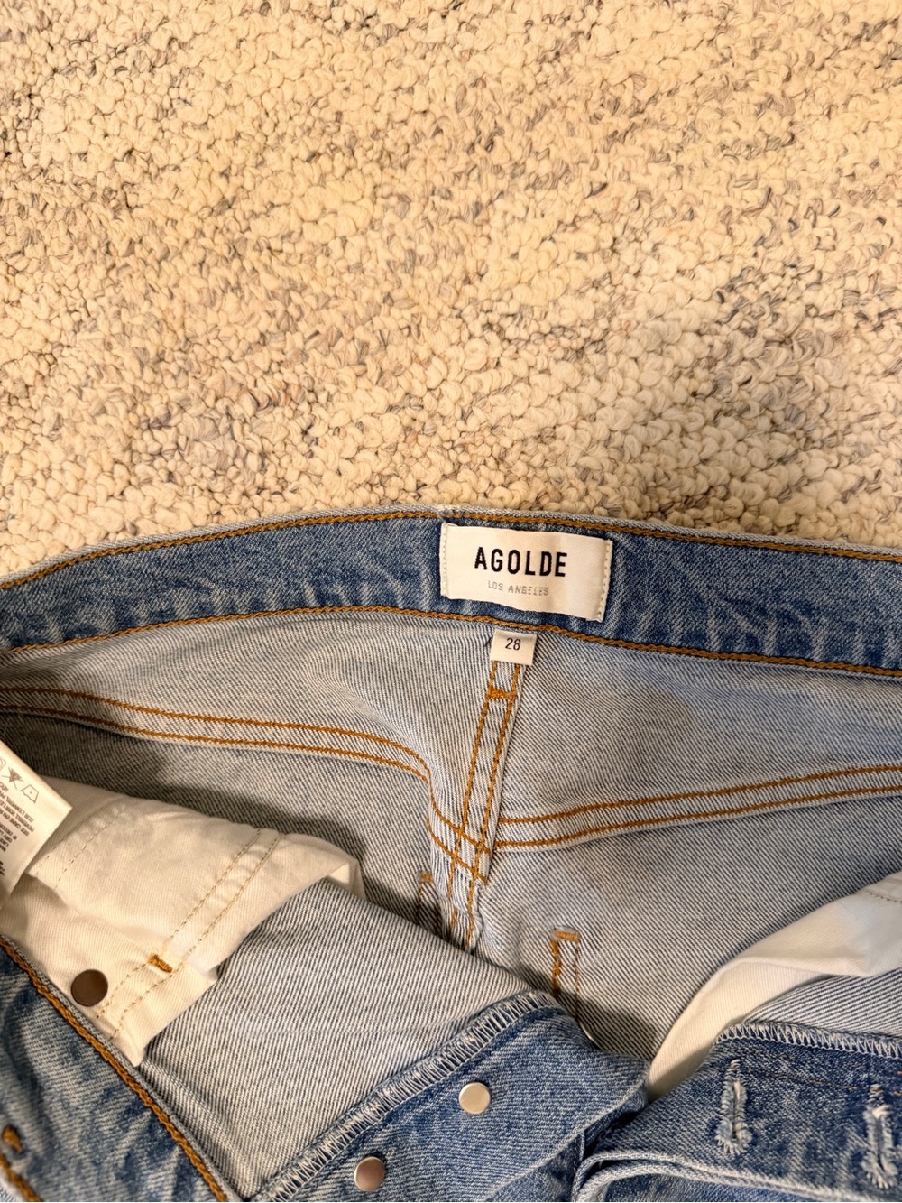 Agolde Riley 28 distressed - Picture 3 of 4
